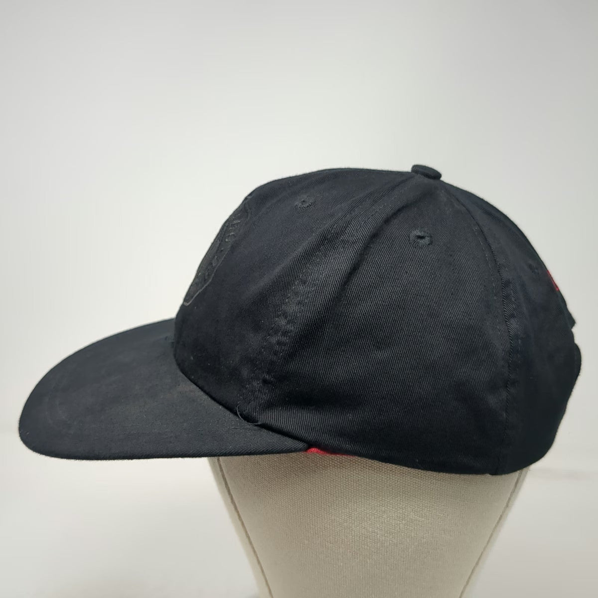 Marlboro Country Store Baseball Cap Black Slideback Red Embroidery Hat Vintage