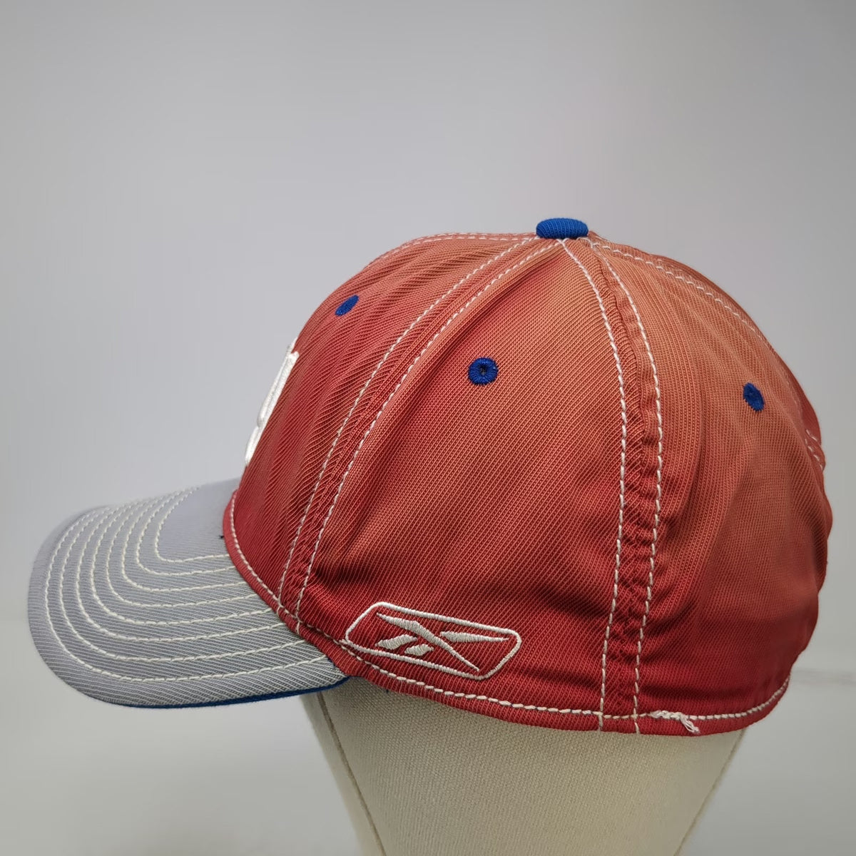 Reebok NFL New York Giants Baseball Cap Red One Size NY Logo Contrast Stitching