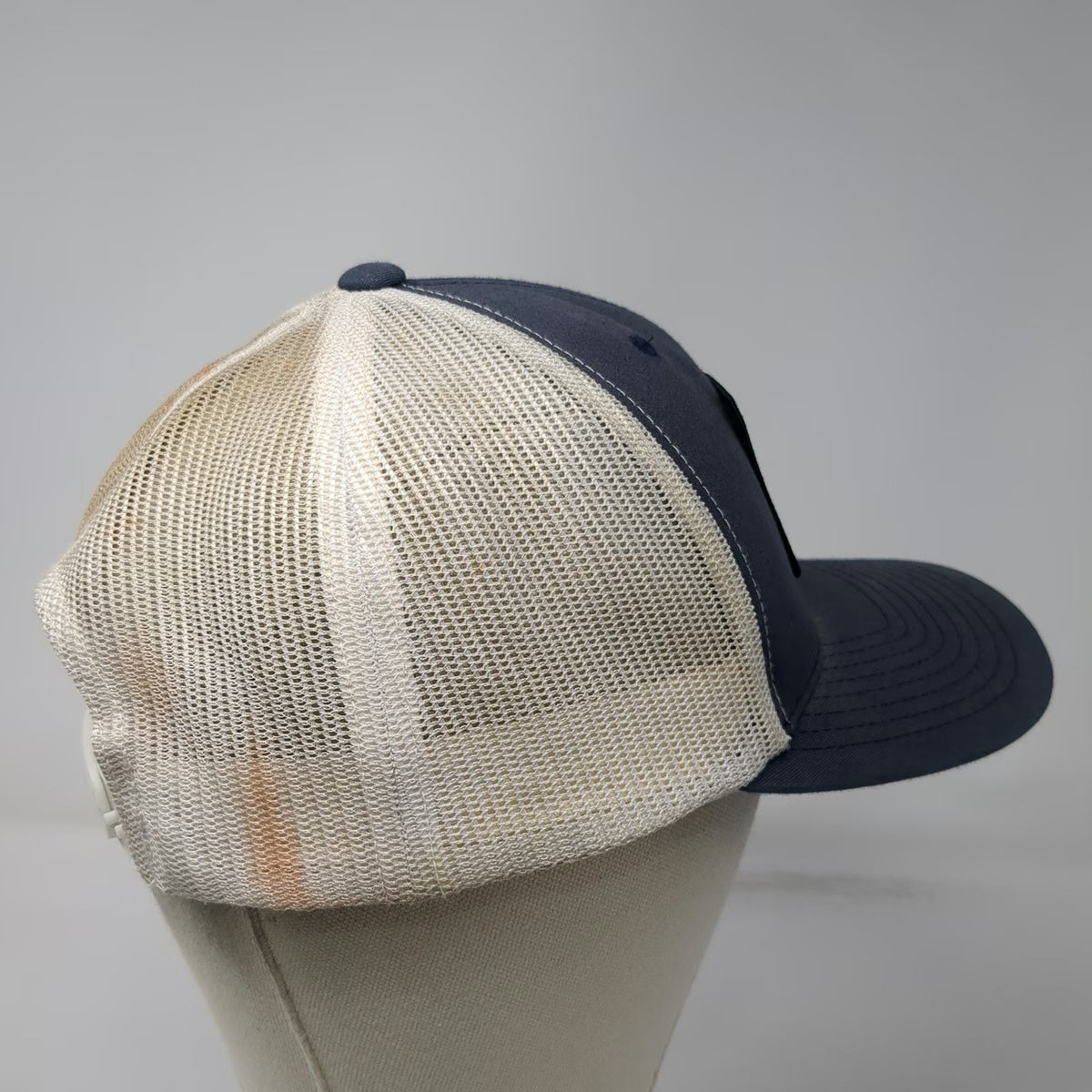 Yupoong Trucker Hat Blue White One Size Mesh Snapback 7 Seas Brewing Company