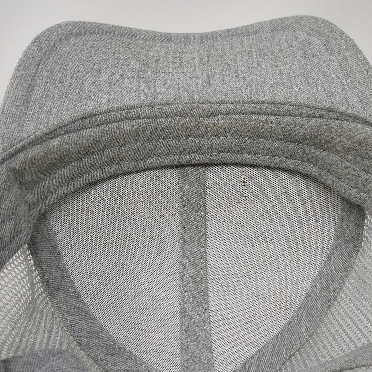 Dakine Trucker Hat Gray OSFM Mesh Back Snapback Curved Bill Mountain Wave hat