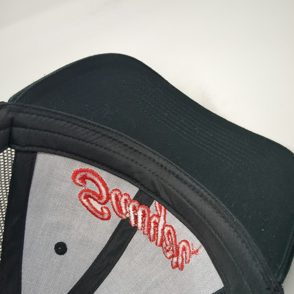 Sawyer Baseball Cap Black One Size Mesh Strapback Red Embroidered Logo Hat