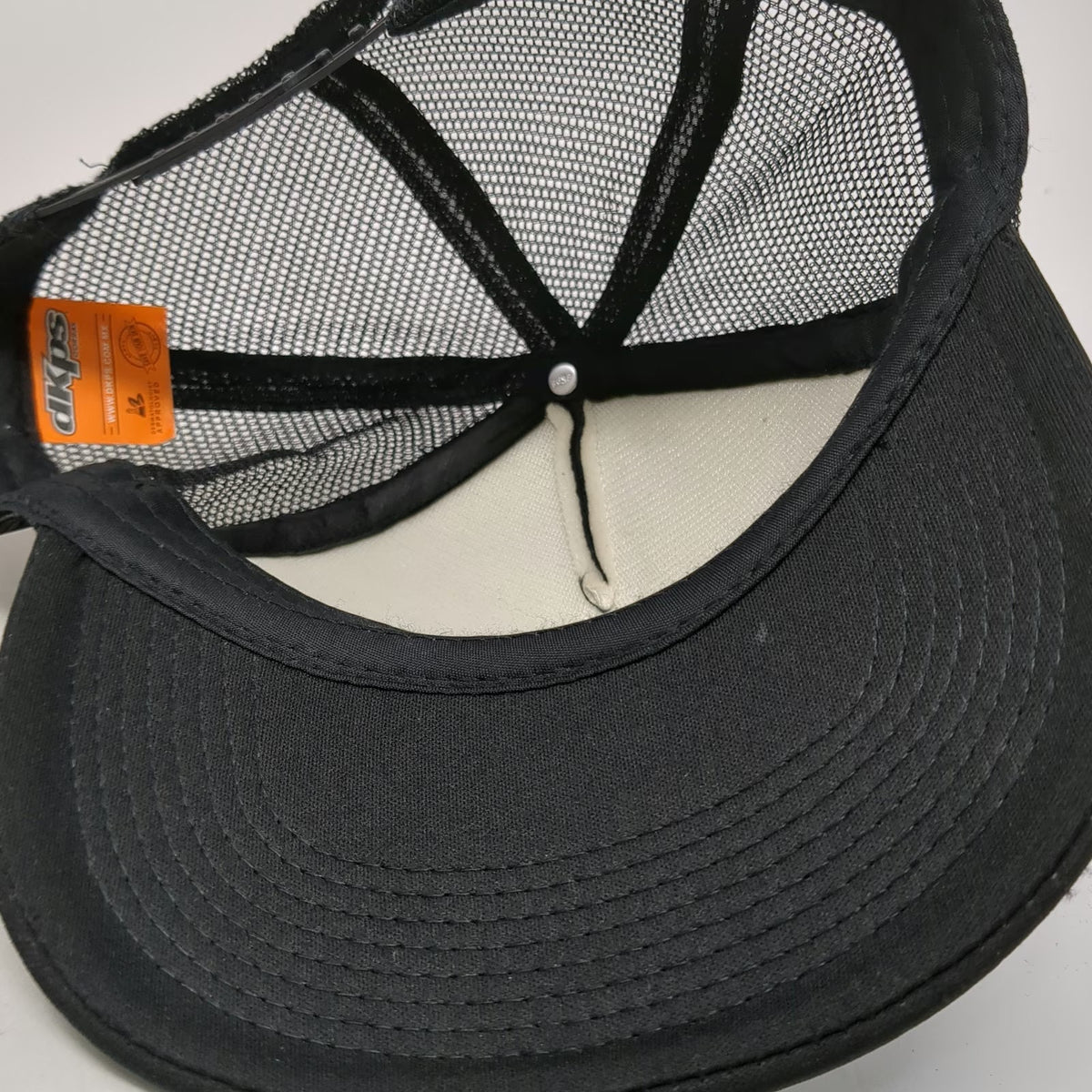 dkps Trucker Hat Black One Size Mesh Snapback Foam Fish School Graphic Polyester