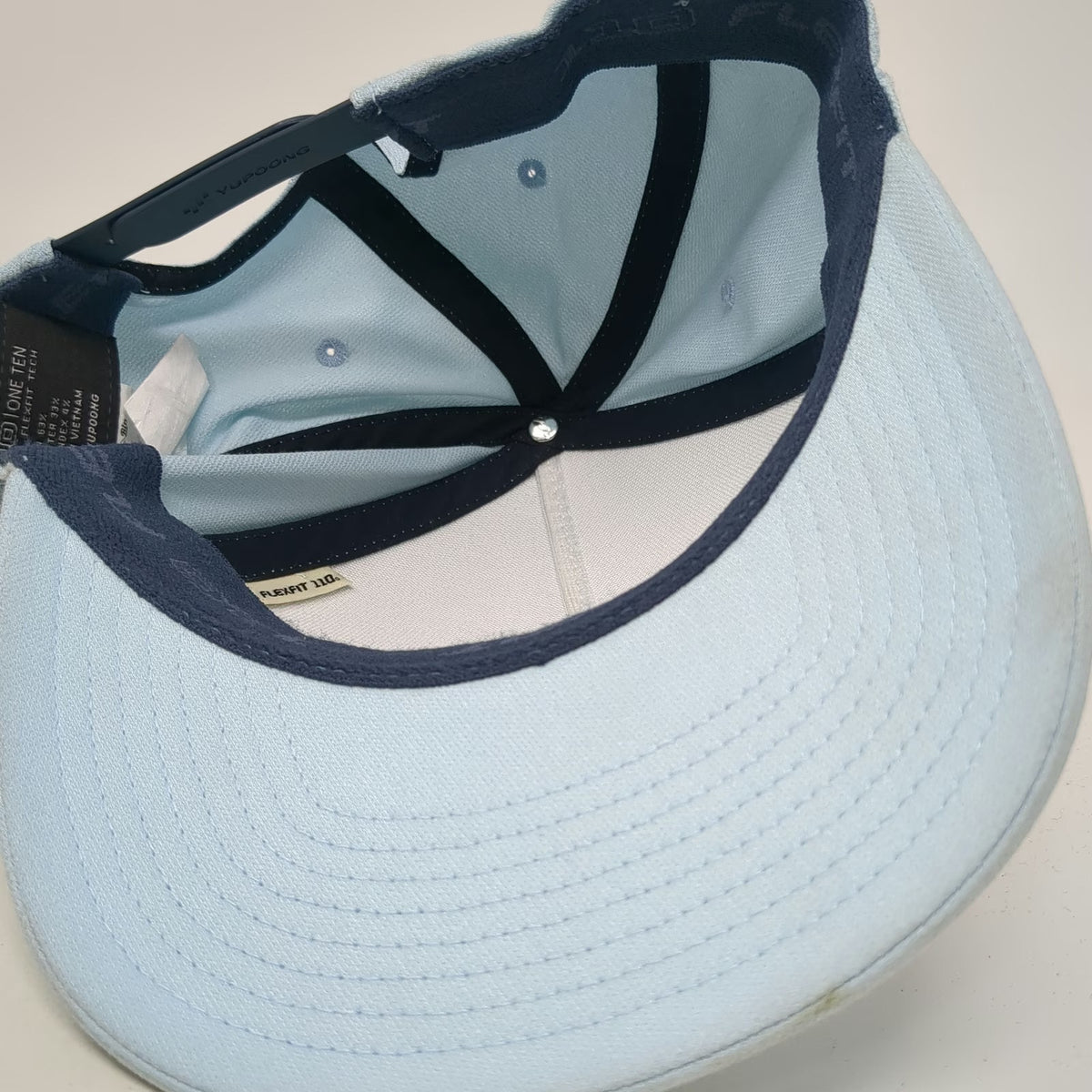 TravisMathew 5 Panel Blue One Size Snapback Hat Flexfit 110 Graphic Stripes