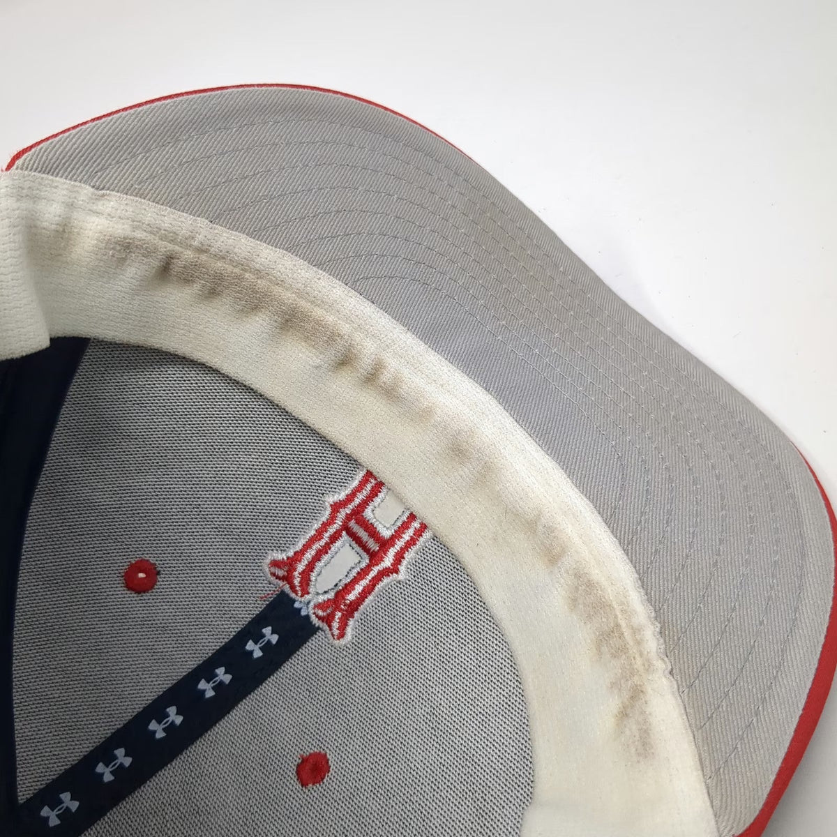 Under Armour Baseball Cap Blue Red S Fitted American Flag Perforated Stretch Hat