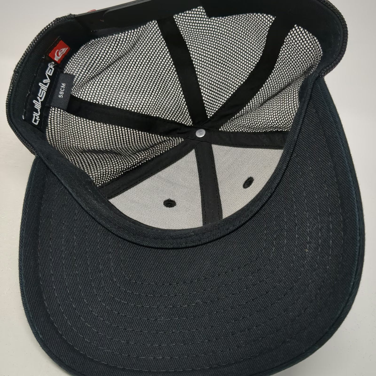 Quiksilver Trucker Hat Black One Size Mesh Back Snapback Boardriding Logo Patch