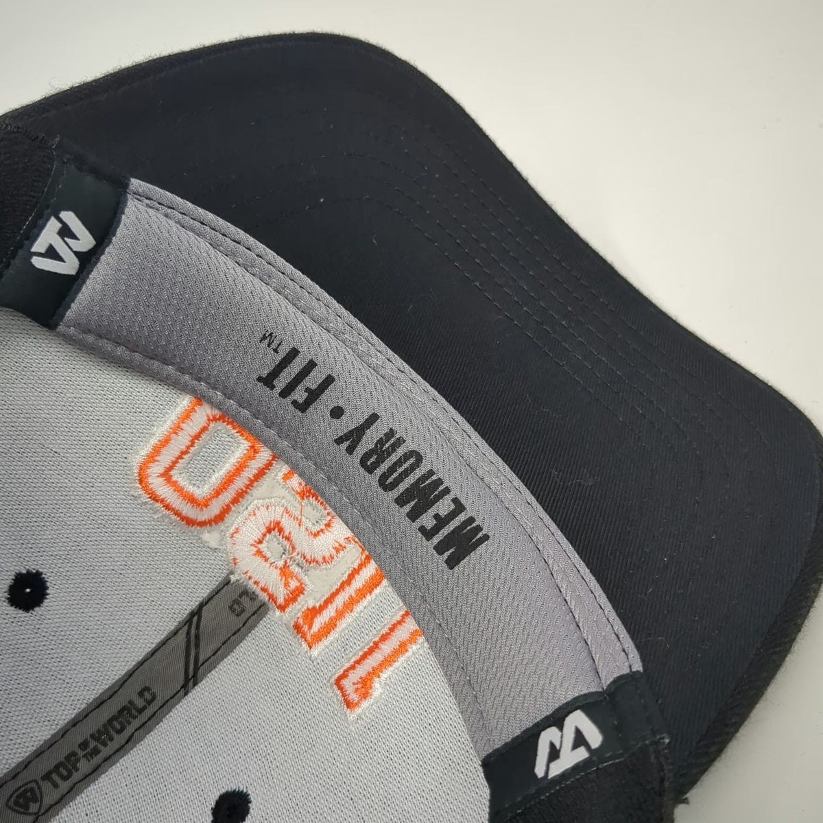 Oregon State Beavers NCAA Top of the World Hat Black XL Orange White Memory Fit