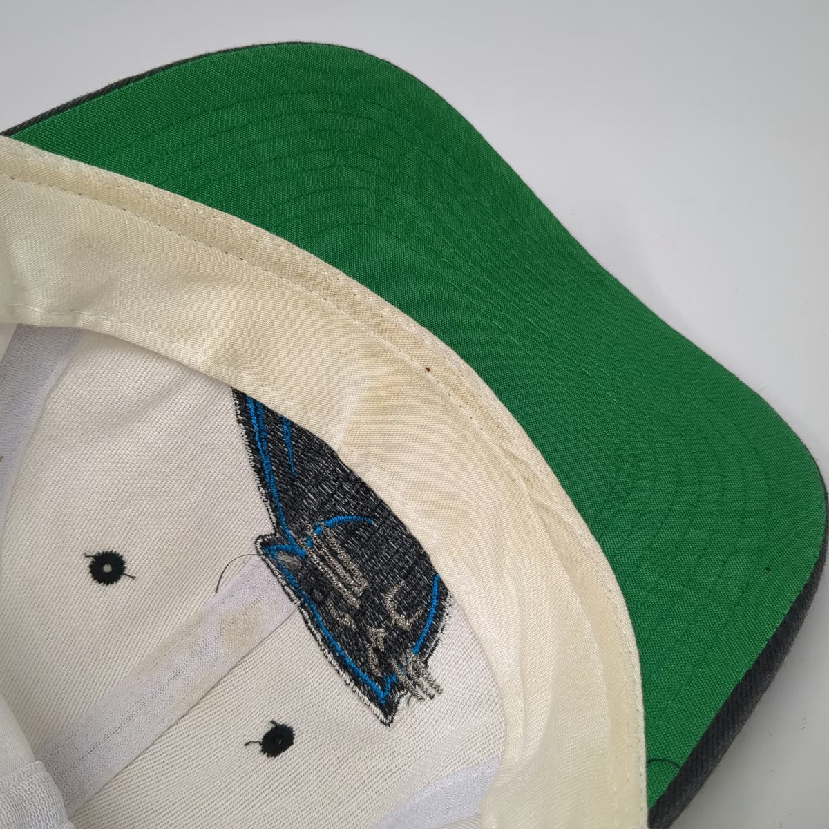 Universal NFL Carolina Panthers Snapback White One Size Hat Green Underbrim