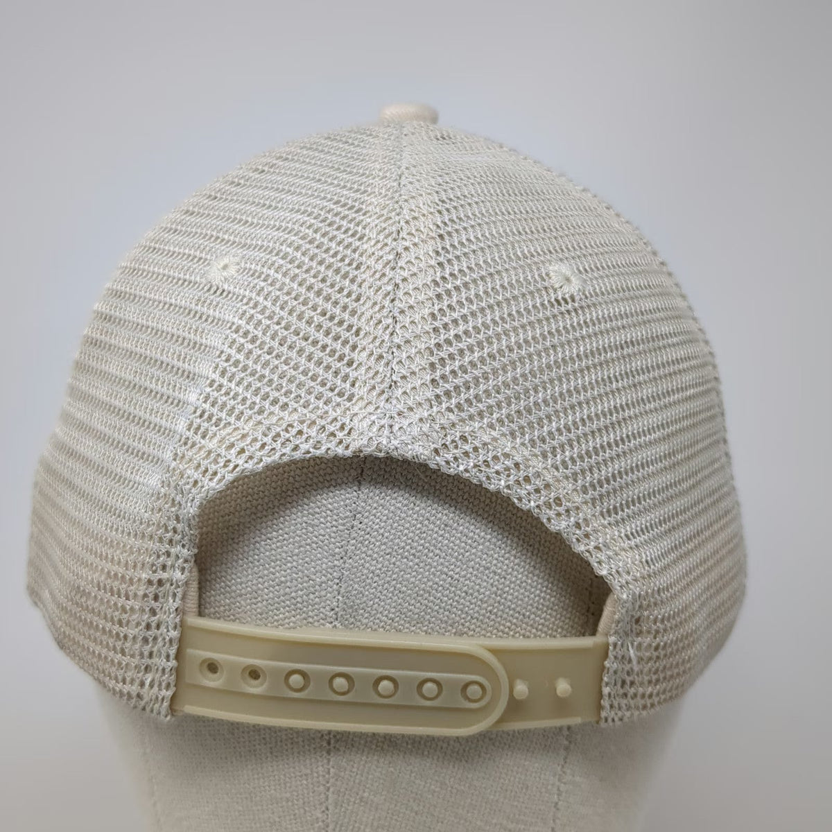 Trucker Hat Beige One Size Mesh Back Duck 2F.7 Snapback Bird Graphic Outdoor