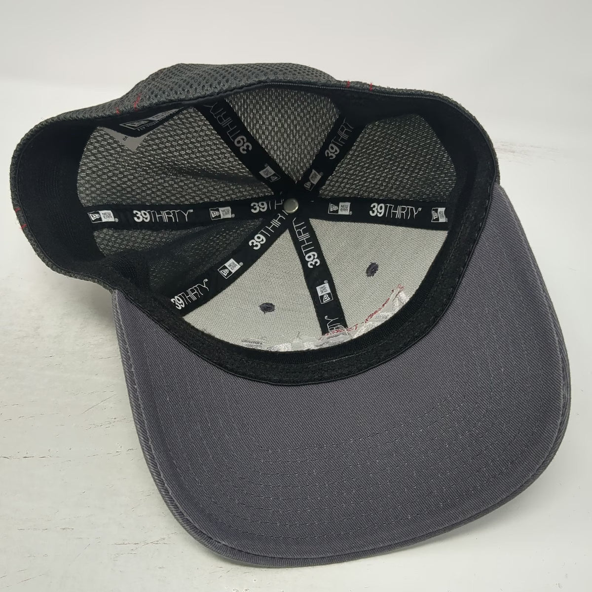 New Era Gray Baseball Cap M Lower Valley Machine Shop Mesh Stretch 39THIRTY Hat