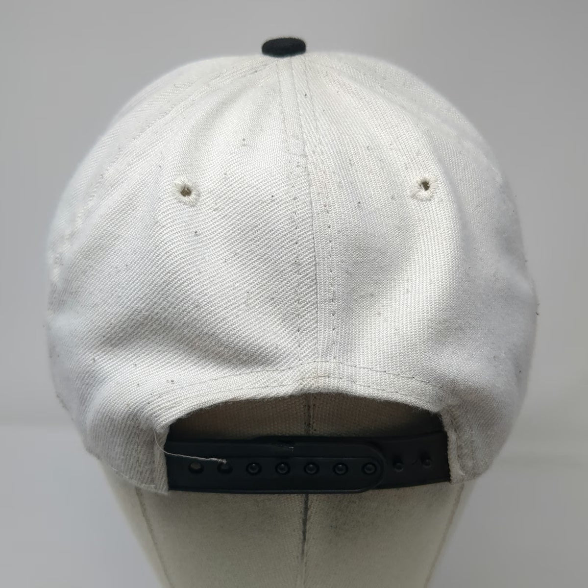 New Era Snapback White One Size Windy City Chicago Bulls NBA Multicolor Brim Hat