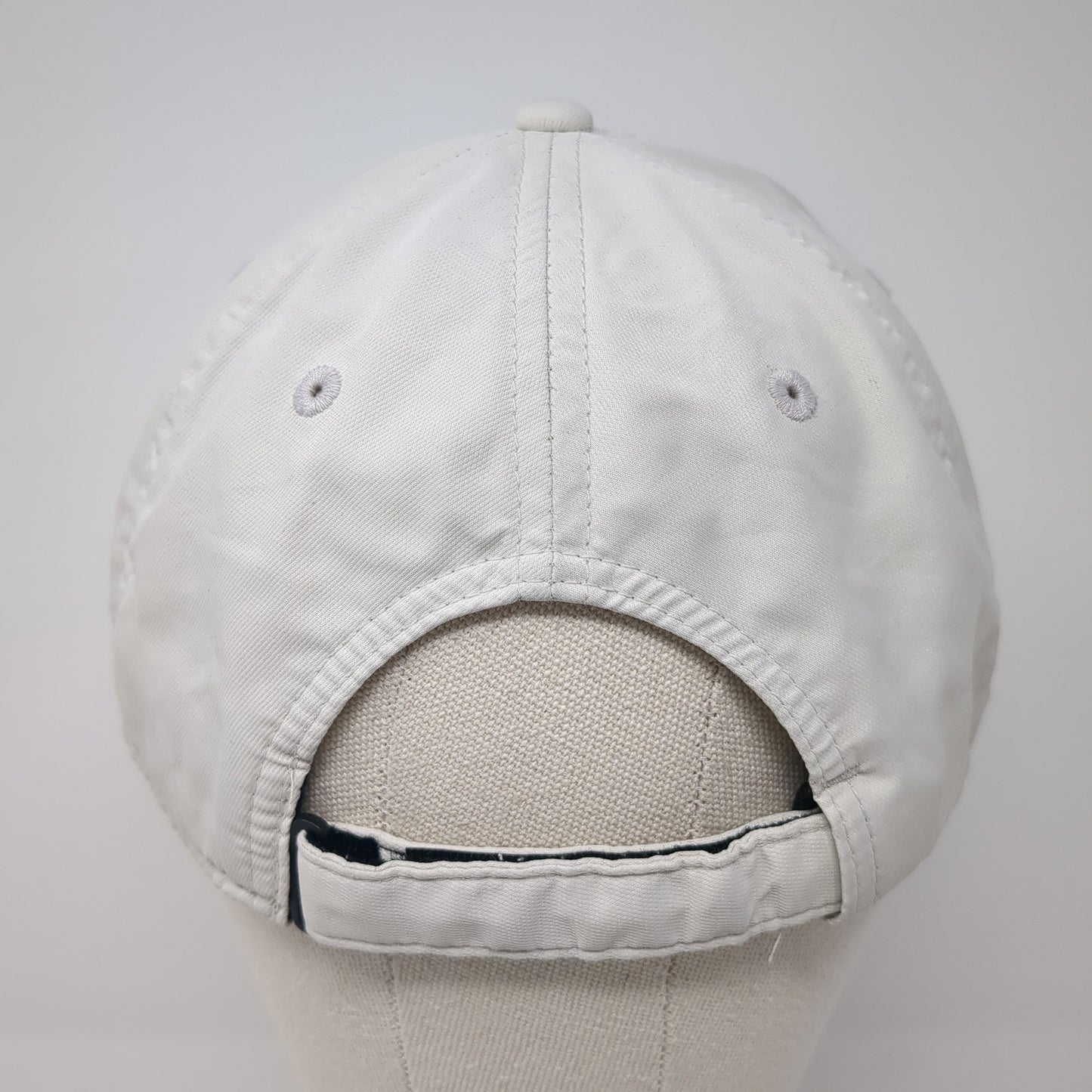 TaylorMade Strapback Baseball Cap White One Size Adjustable Embroidered 6 Panel