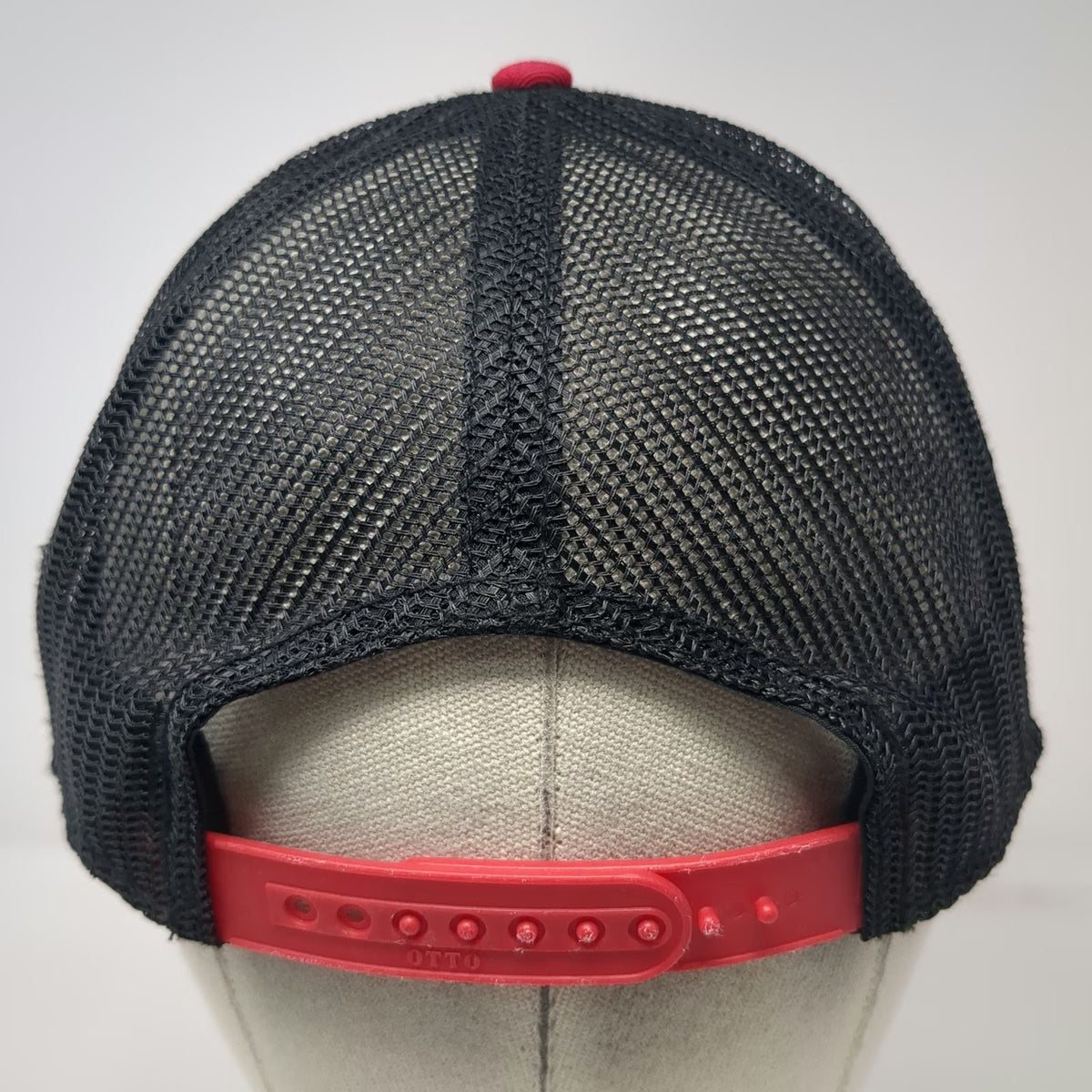 OTTO Trucker Hat Black Red One Size R&R Barbeque Pig Logo Mesh Back Snapback