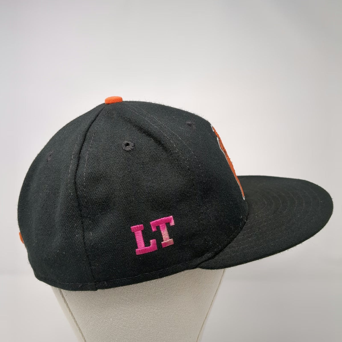 New Era 59Fifty Baseball Cap Black Tiger Mascot Fitted Hat 7 1/4 59FIFTY USA