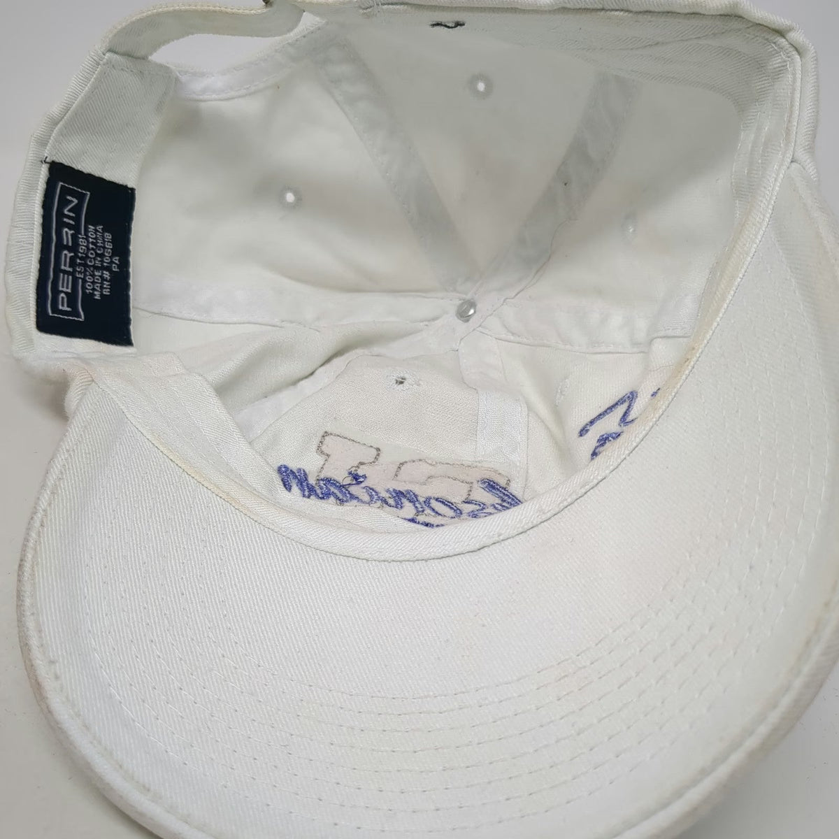 Perrin Smithsonian Institution White One Size Baseball Cap Slideback Hat Cotton