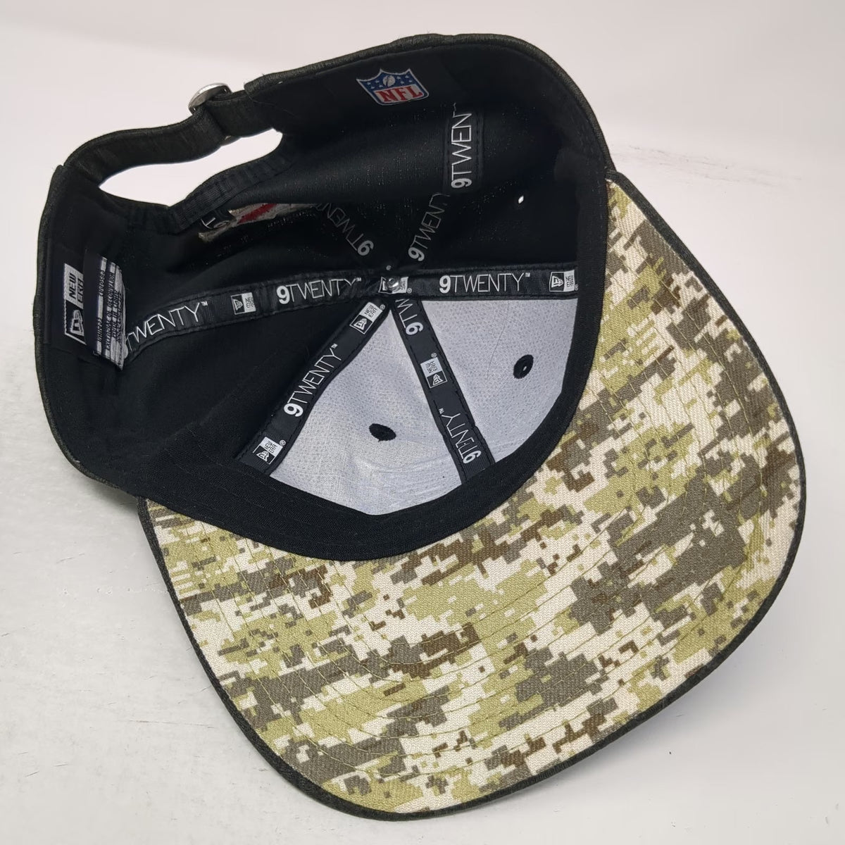 Philadelphia Eagles NFL New Era Gray Cap One Size Salute to Service Camo OSFM