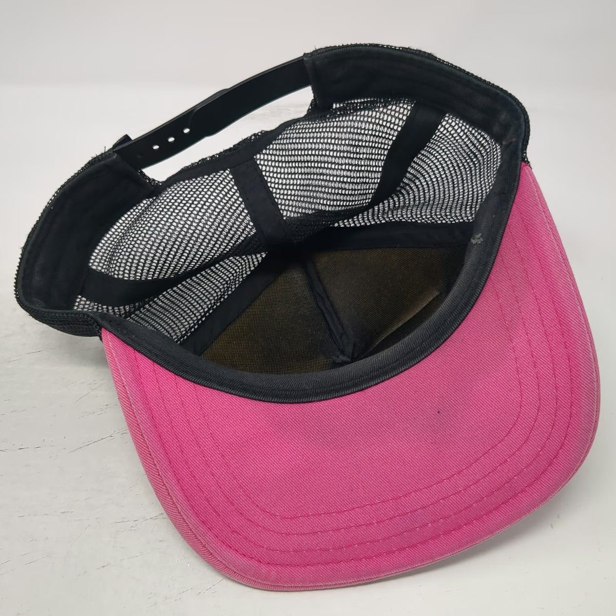 Vans Trucker Hat Pink Black White One Size Zebra Print Mesh Back Snapback