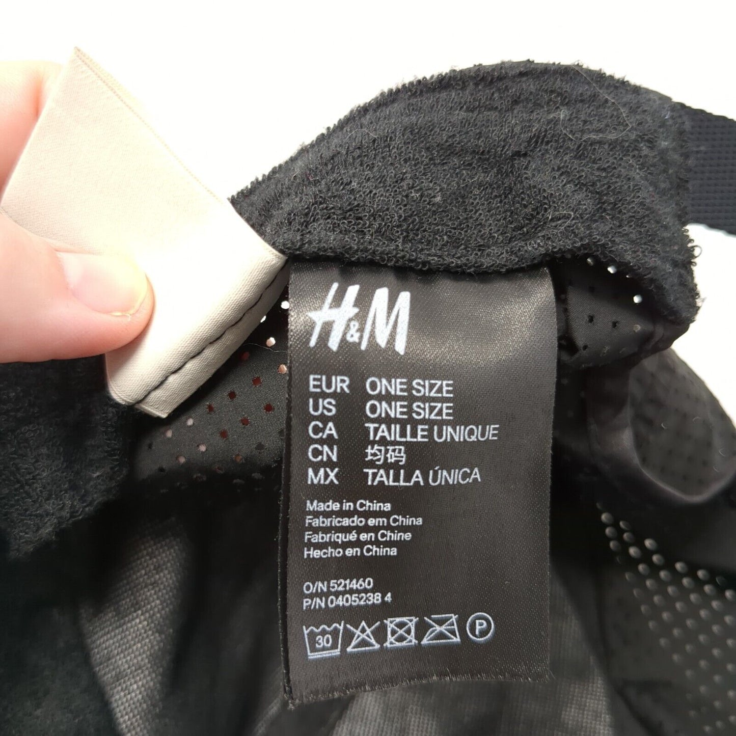 H&M Slideback Hat Black One Size Adjustable Breathable Mesh 6 Panel Polyester