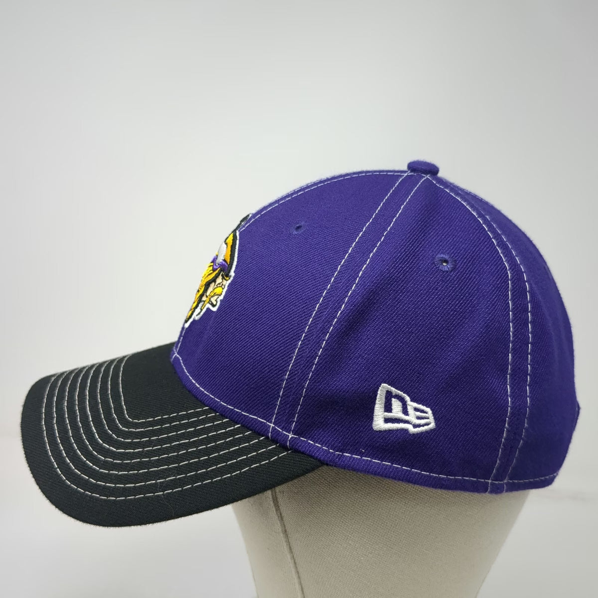 New Era Minnesota Vikings NFL Purple Snapback Hat One Size 9FORTY Black Brim