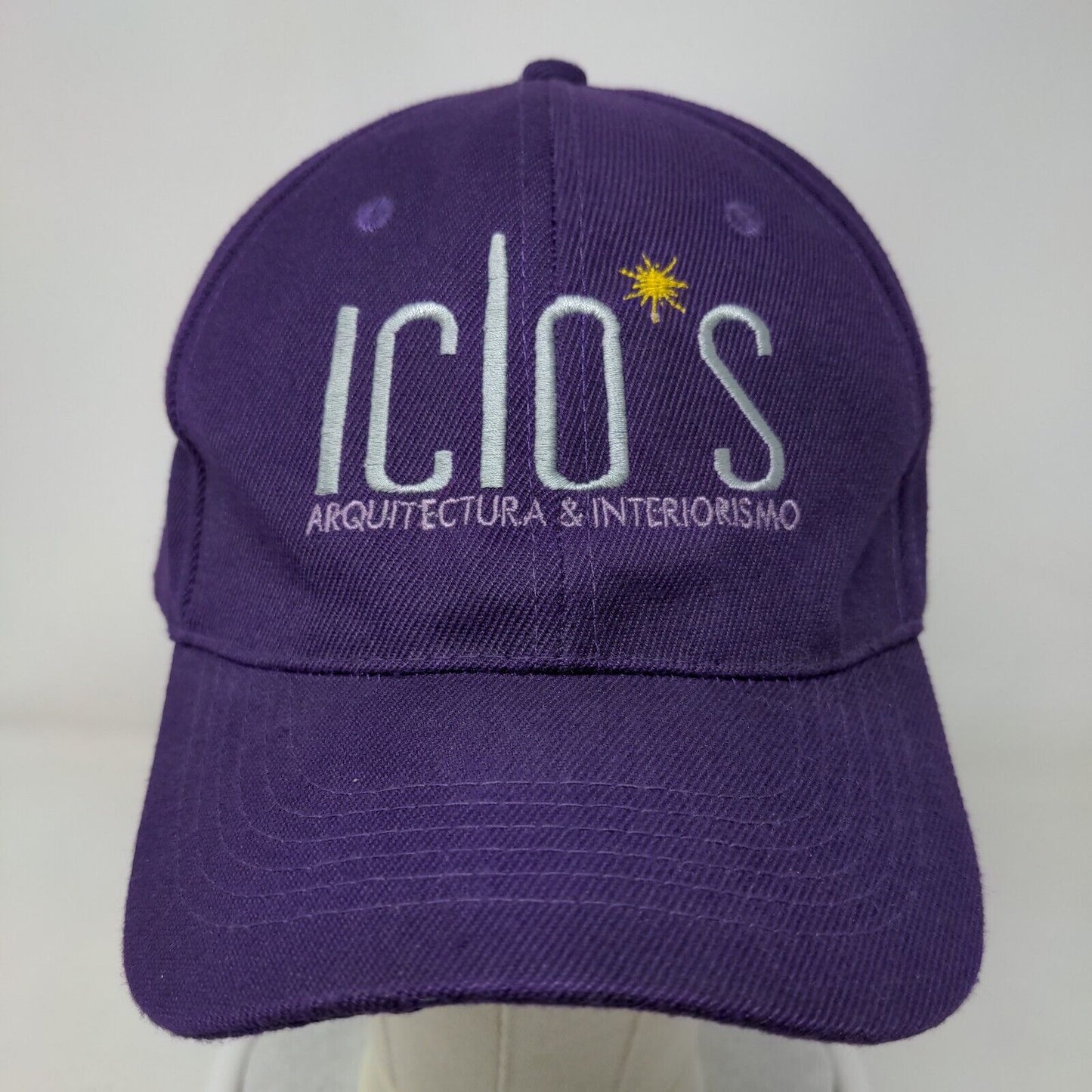 Iclo's Arquitectura & Interiorismo Strapback Hat Purple One Size Embroidered