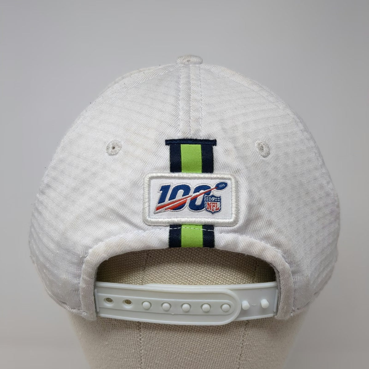 Seattle Seahawks NFL New Era 9FIFTY Snapback Hat White L 100th Anniversary