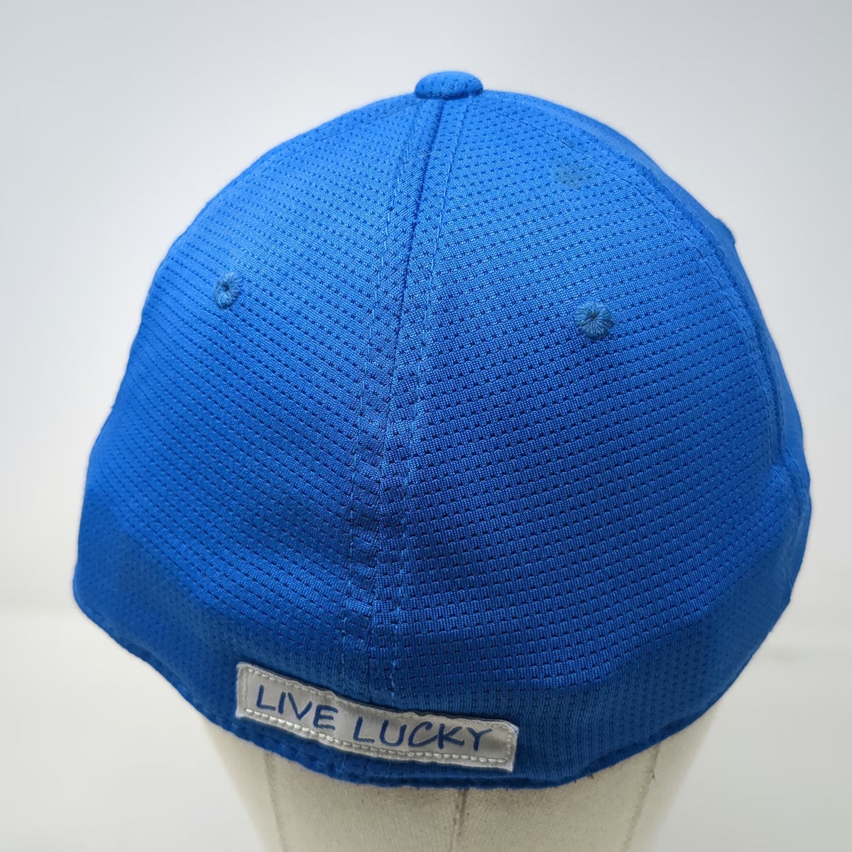 Black Clover Baseball Cap Blue XL Clover Falcon Ridge Live Lucky Mesh Fitted Hat