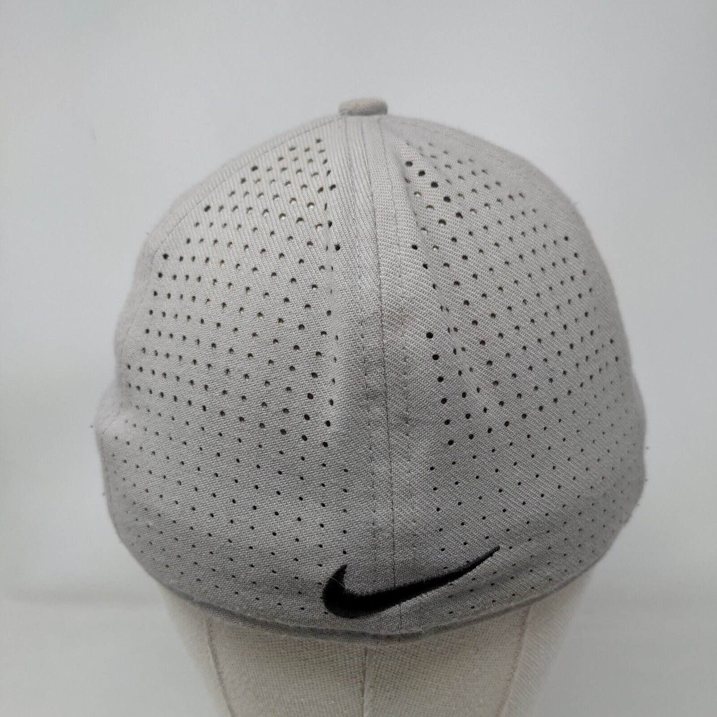 Nike Tru Dri Fit Fitted Mesh Back Hat Gray Size S/M Embroidered A Logo