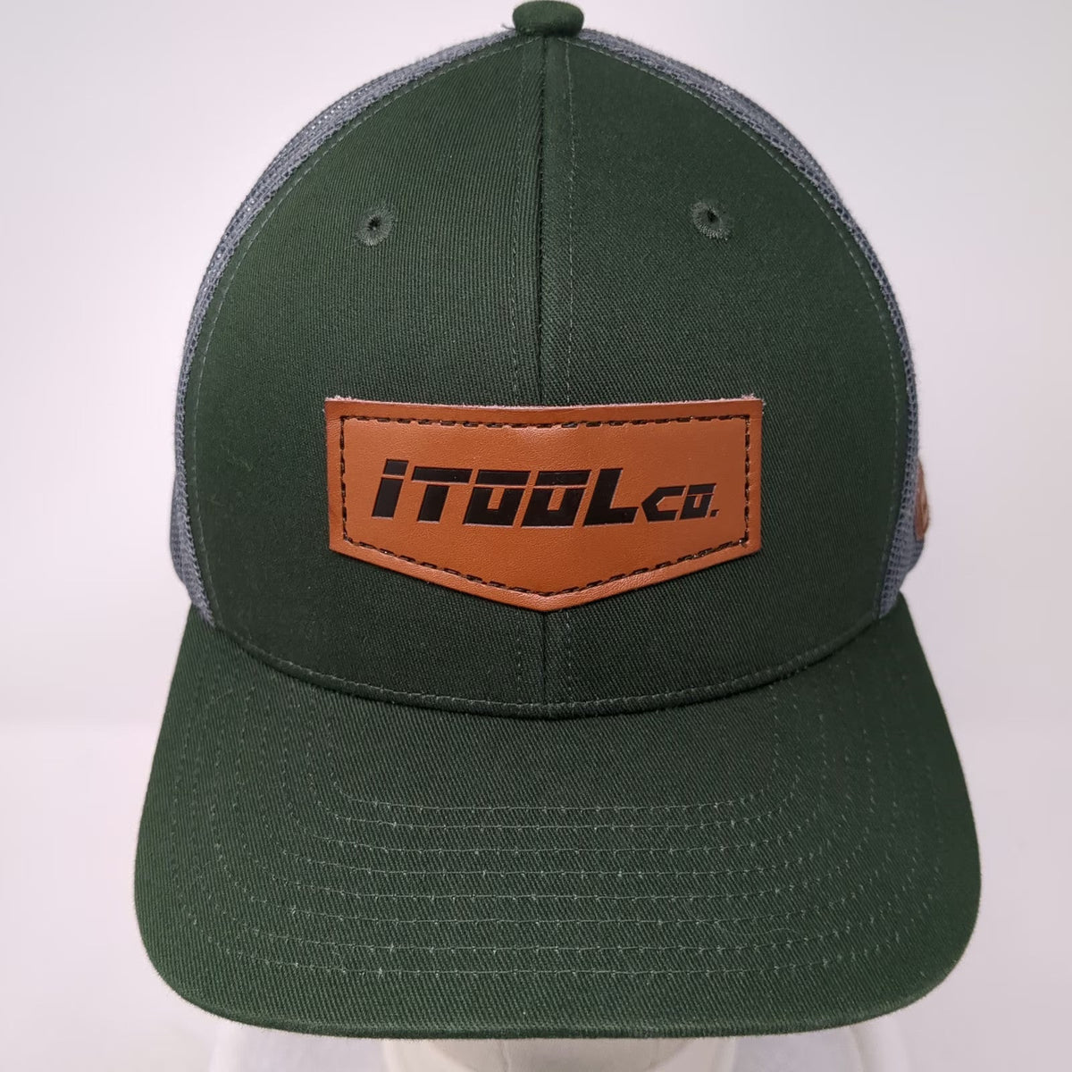 iTOOLco. Trucker Hat Green Gray One Size Mesh Snapback Logo Patch Workwear