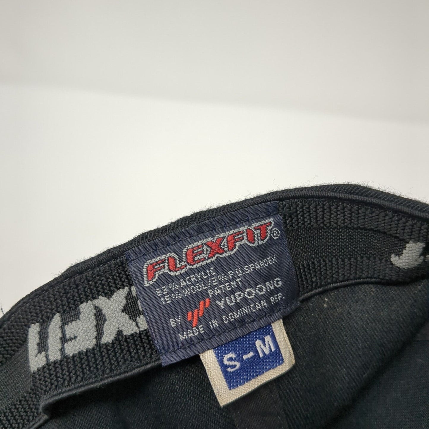 Grizzle Drywall Fitted Hat Black S-M Embroidered Solid Flexfit Yupoong
