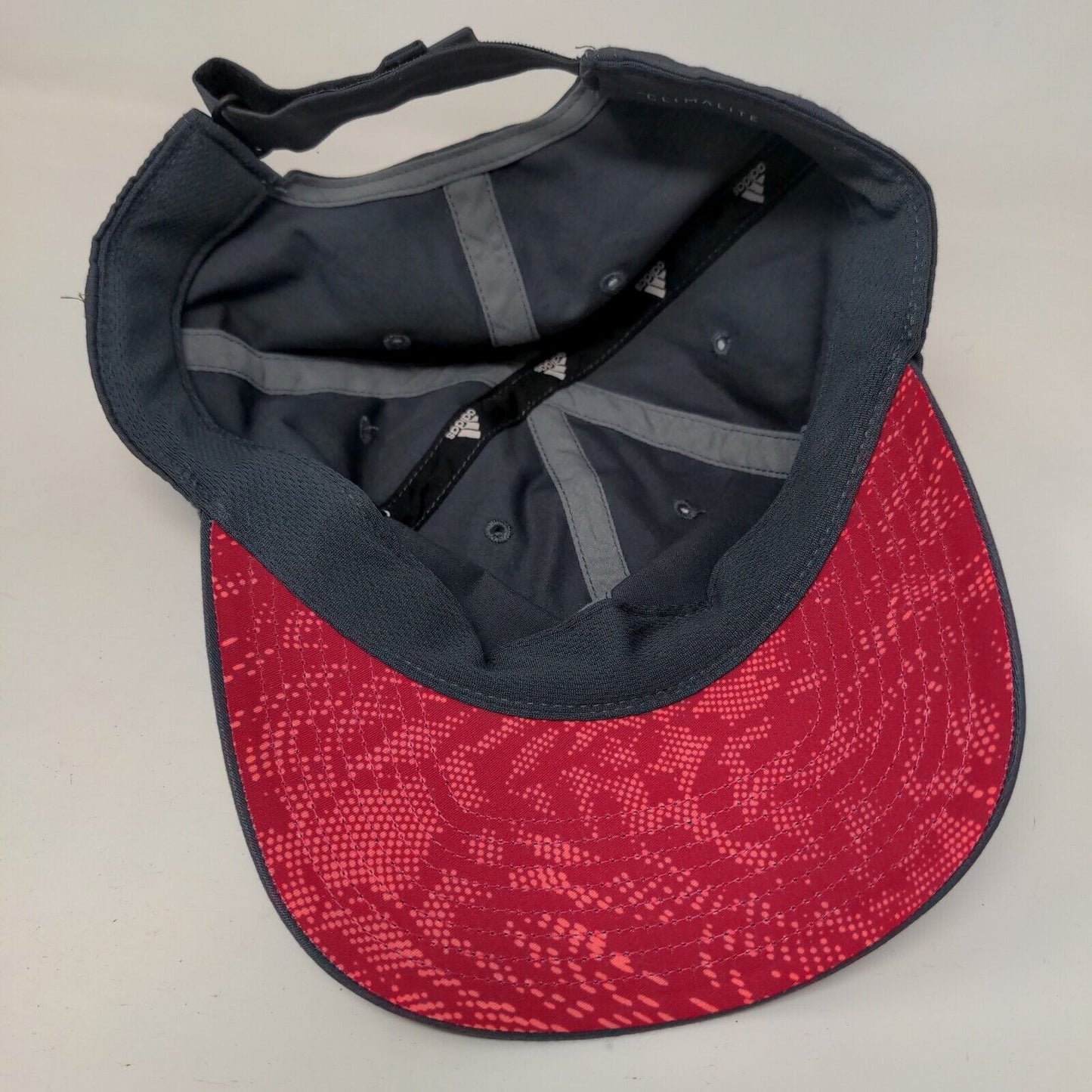 Adidas Strapback Hat Gray One Size Adjustable Embroidered Logo 6 Panel Cotton