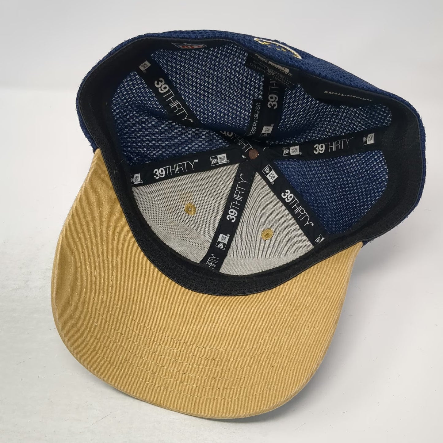 Los Angeles Rams NFL New Era Blue Cap M 39THIRTY Mesh Back Stretch Gold Hat Logo