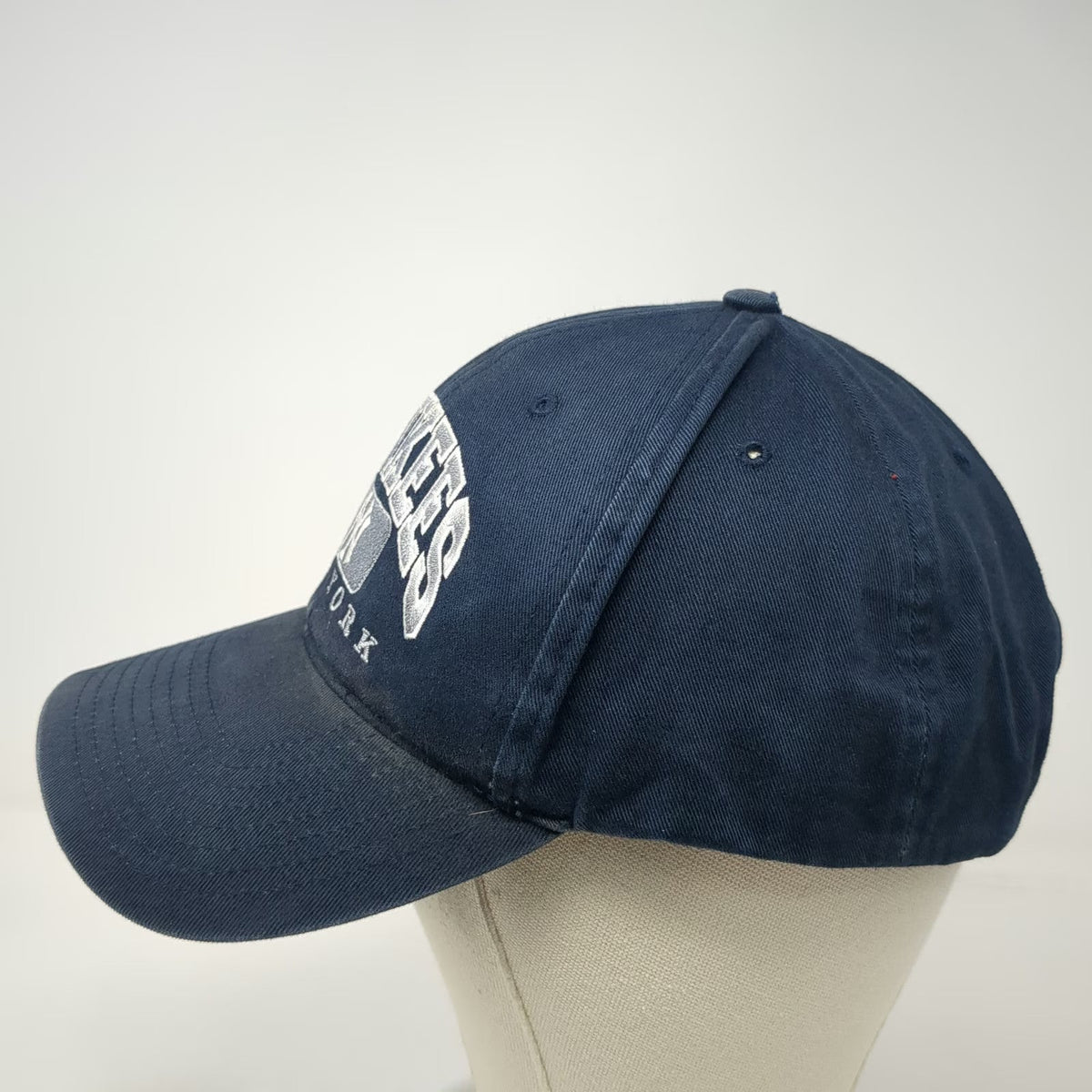 Twins Enterprise New York Yankees MLB Blue Snapback Hat OSFM Embroidered Cotton