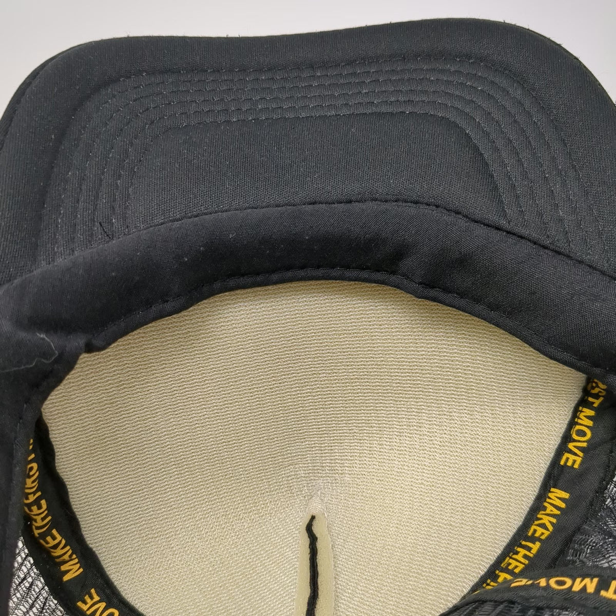 Bumble Trucker Hat Black One Size Mesh Snapback Foam Front Logo Dating App Promo