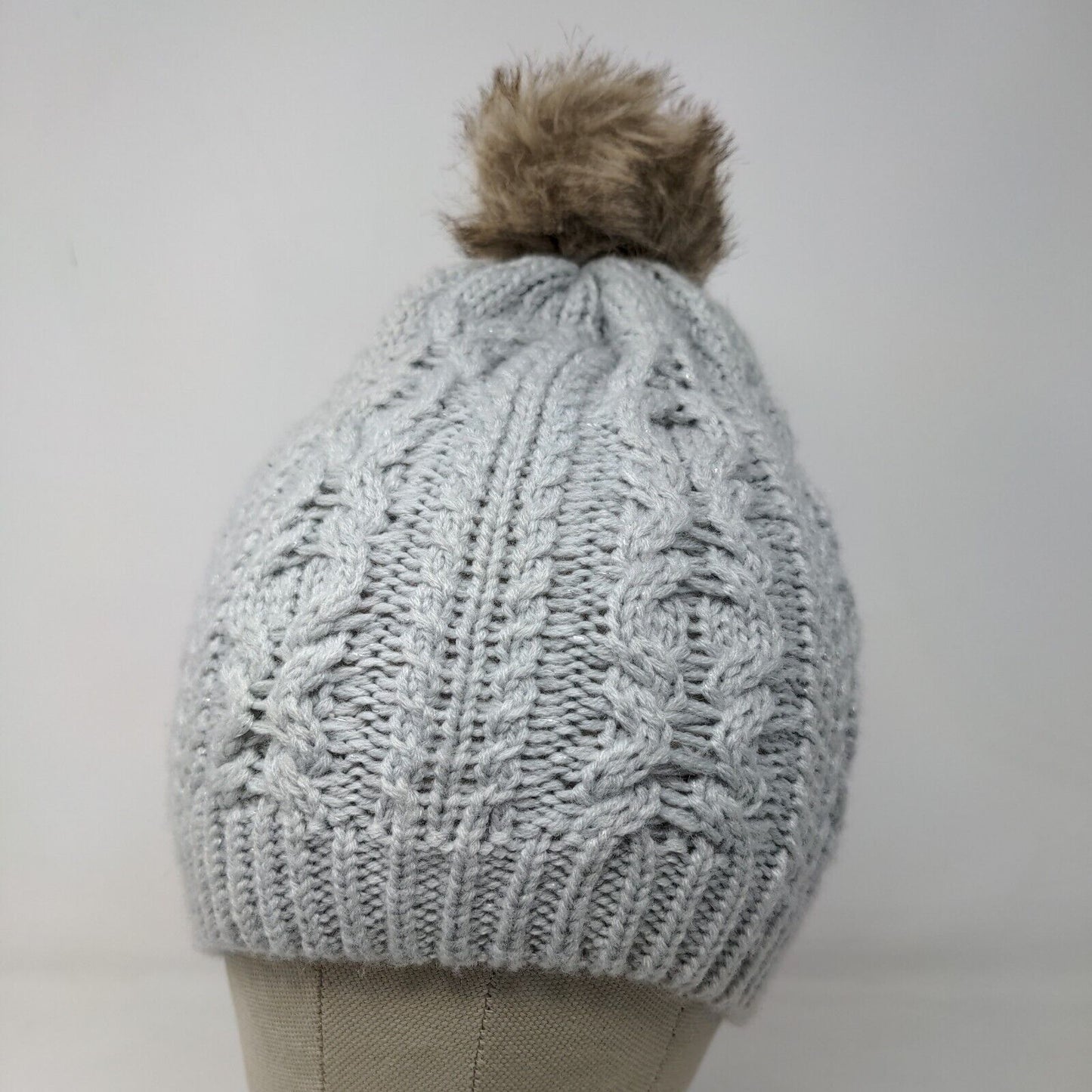 Tony & Me Girl's Knit Beanie Ski Cap Hat Gray Size 4-14 Pom Pom Cable Knit
