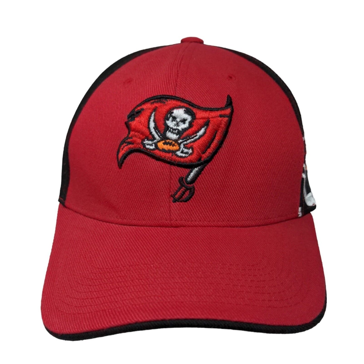 NFL Men's Strapback Hat Red OSFA Embroidered Tampa Bay Buccaneers Logo Panel Hit