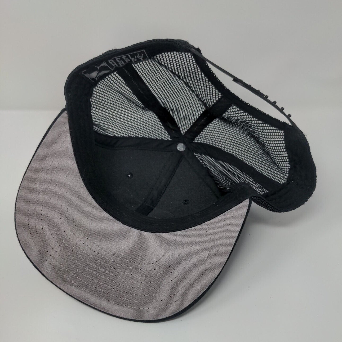 Reel Happy Fish Snapback Mesh Back Trucker Hat Black One Size 6 Panel