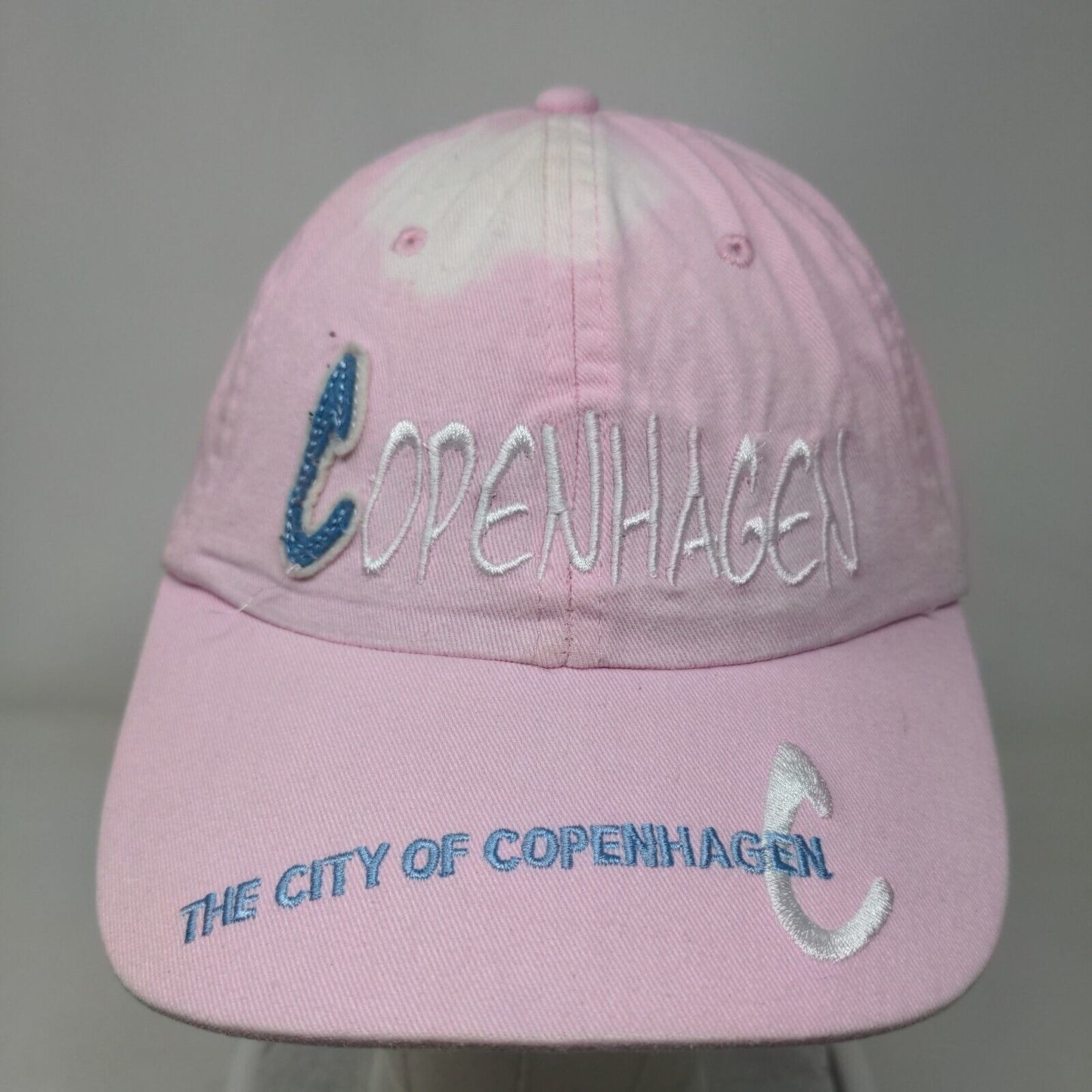The City Of Copenhagen Strapback Hat Pink One Size Embroidered