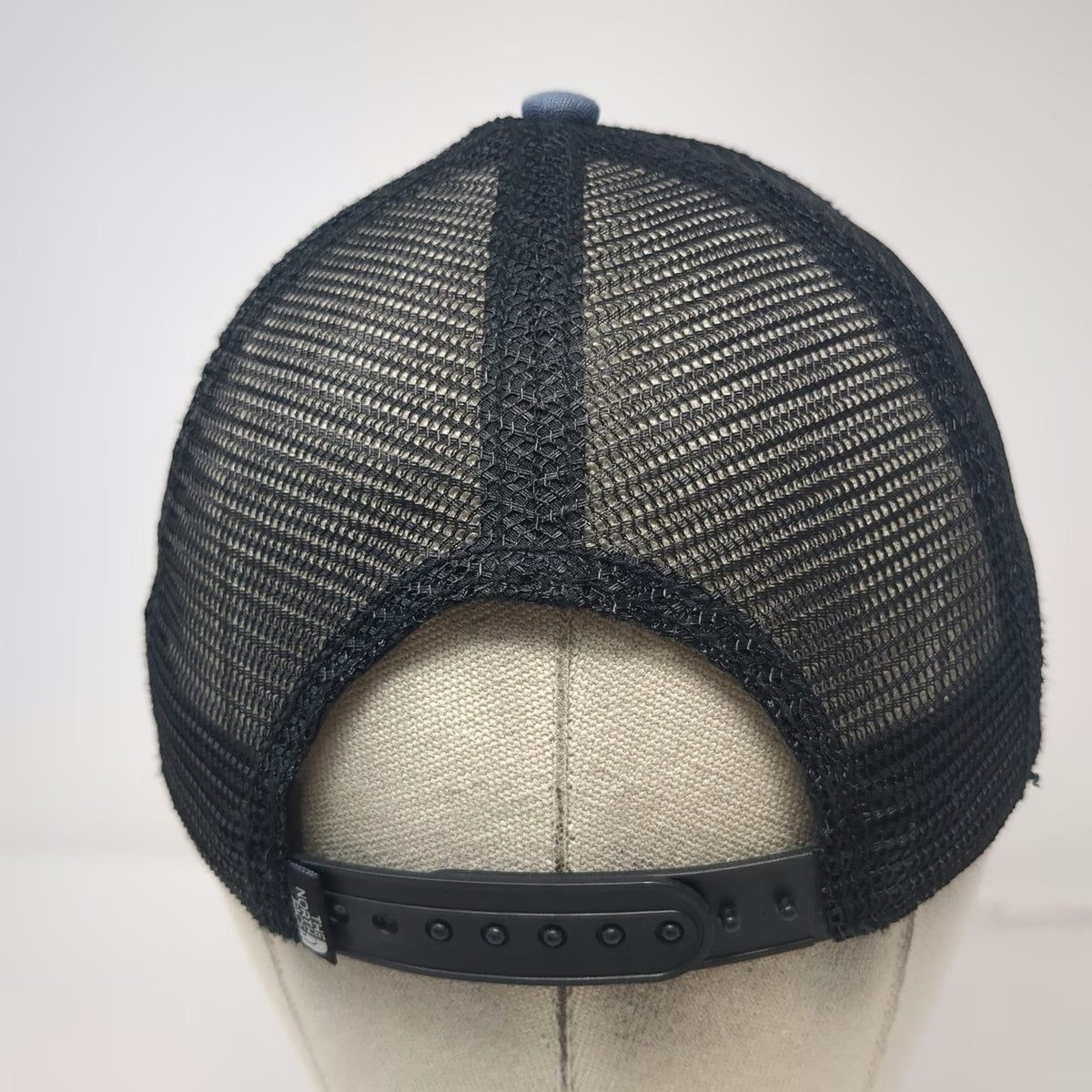The North Face Trucker Hat Blue Black One Size Mesh Snapback Alpine Logo Patch