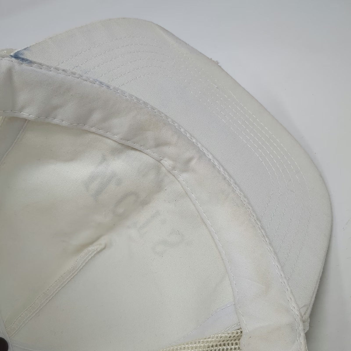 Young An Trucker Hat White One Size MCTS School Reunion 99 Mesh Snapback Rope
