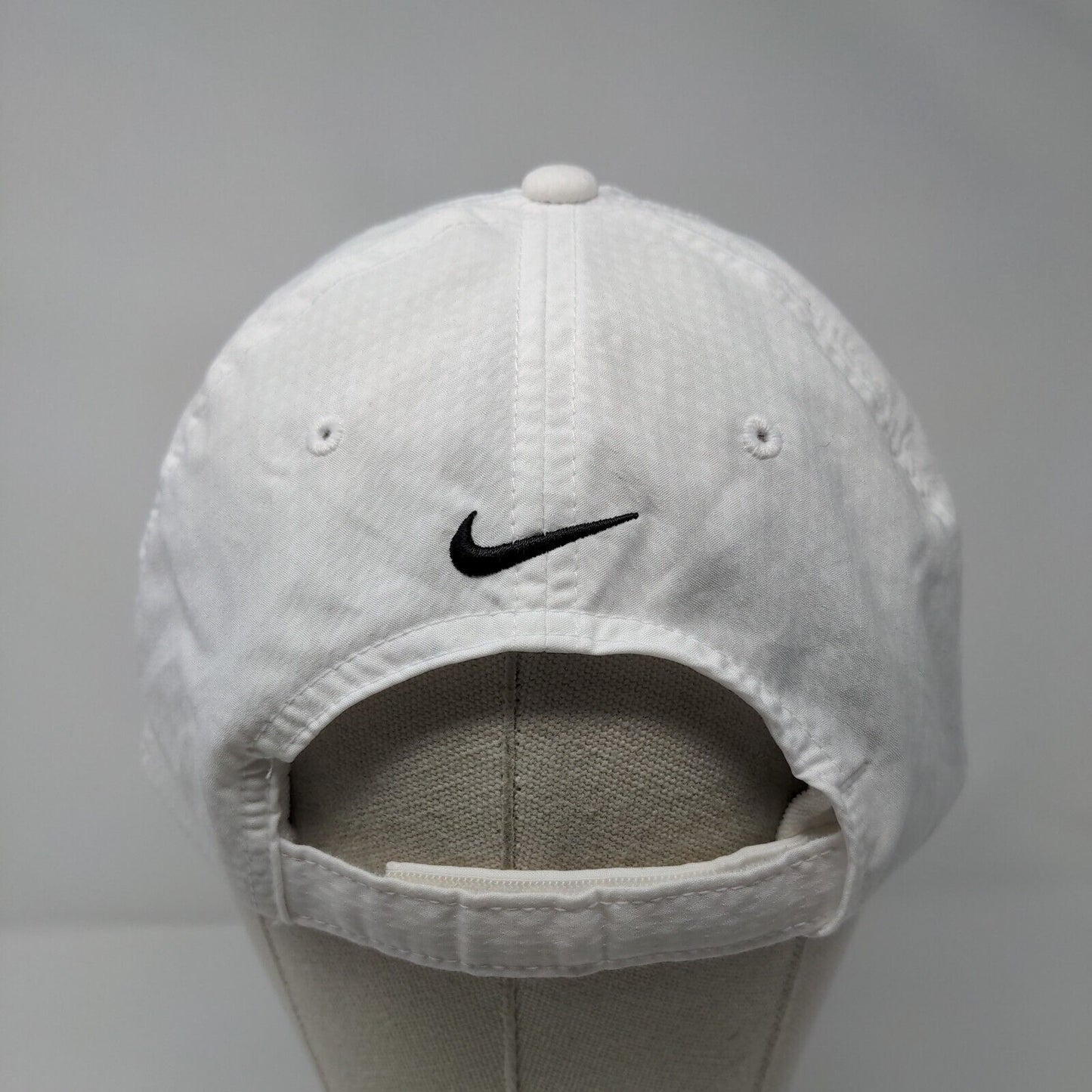 STL Strapback Hat White OSFM Embroidered Nike Heritage 86 Dri-Fit