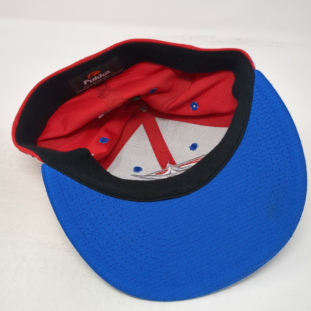 Connecticut Capitals Pukka Cap Red Blue Size S Flat Brim A-Flex Embroidered Hat