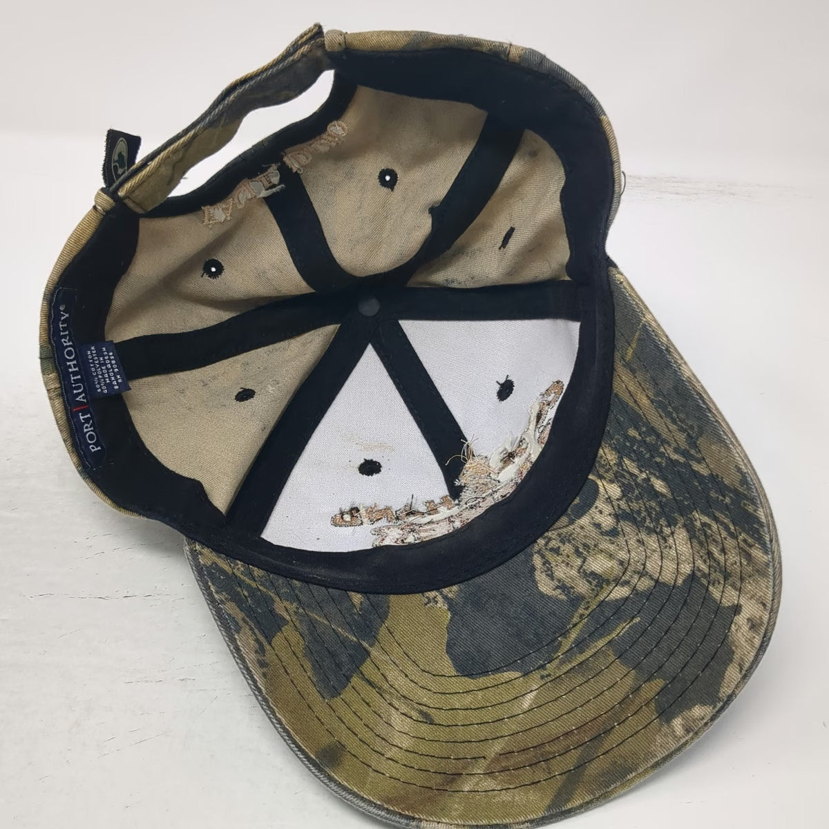 Port Authority Baseball Cap Green Red Gold OSFM Camo Eagle Idaho Steakhouse Hat