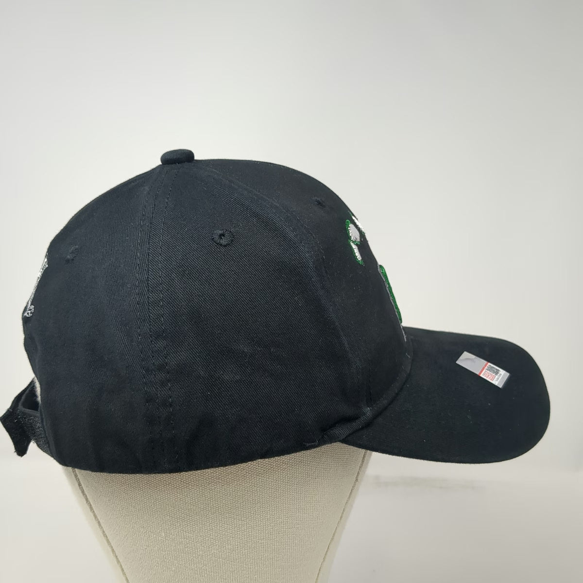 Hawaii Rainbow Warriors NCAA Happy Shirts Cap Black One Size Strapback Islands