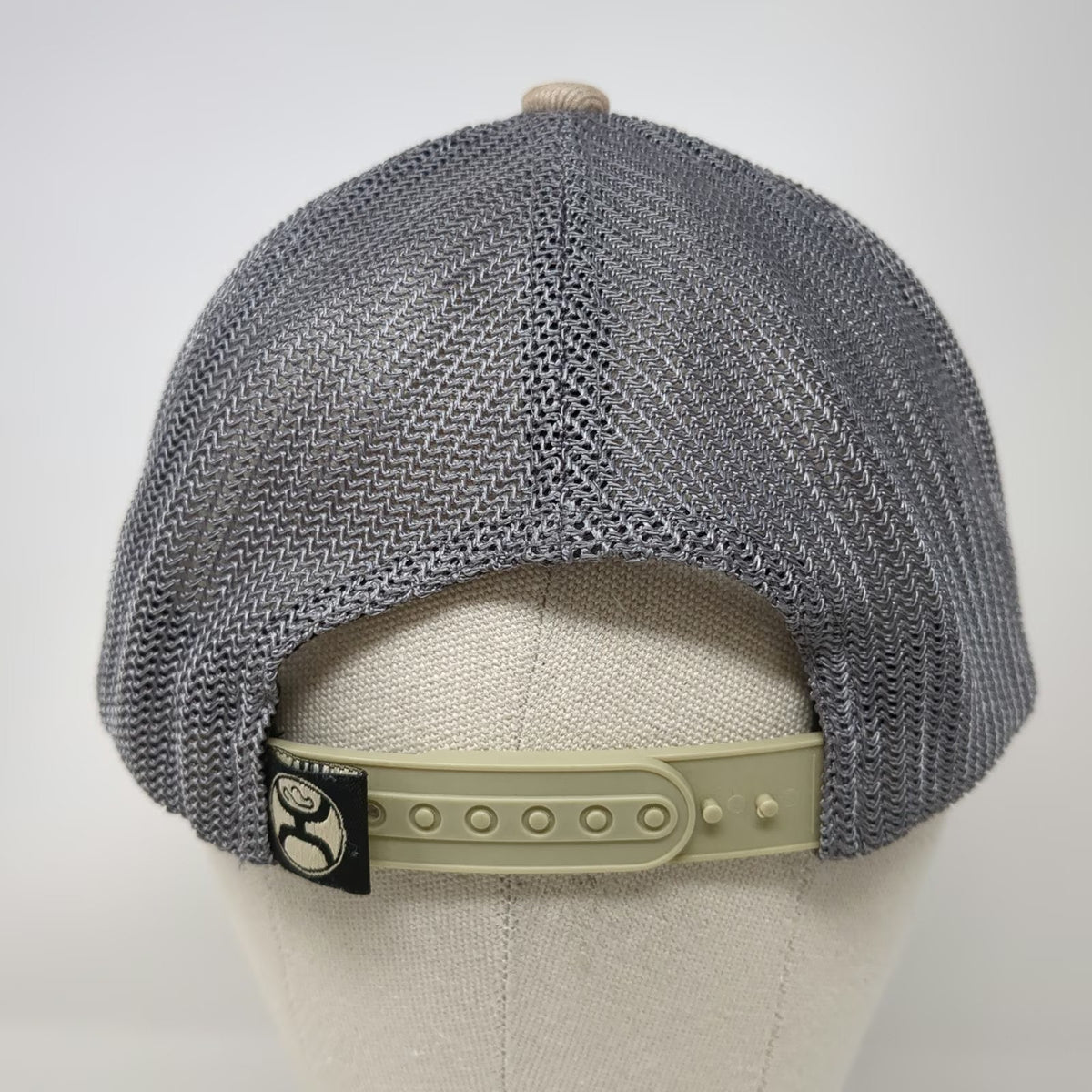 Hooey Snapback Beige One Size Trucker Mesh Back Leather Patch Flat Brim Hat