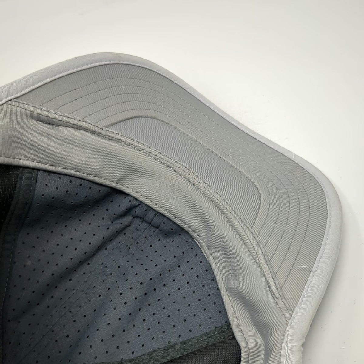 SAAKA Baseball Cap Gray One Size Perforated Performance Strapback Athletic Hat