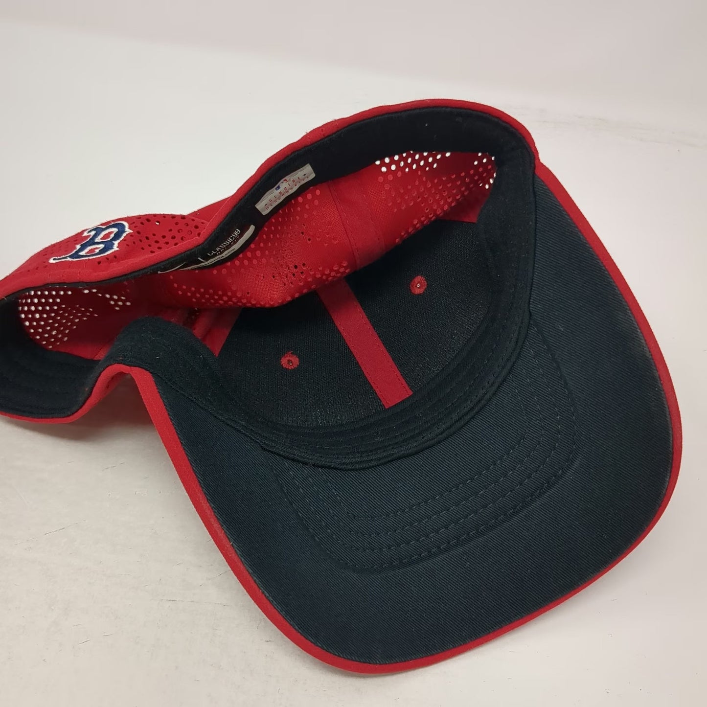 Boston Red Sox MLB Nike Baseball Cap Red Blue White One Size Dri-Fit Perforated