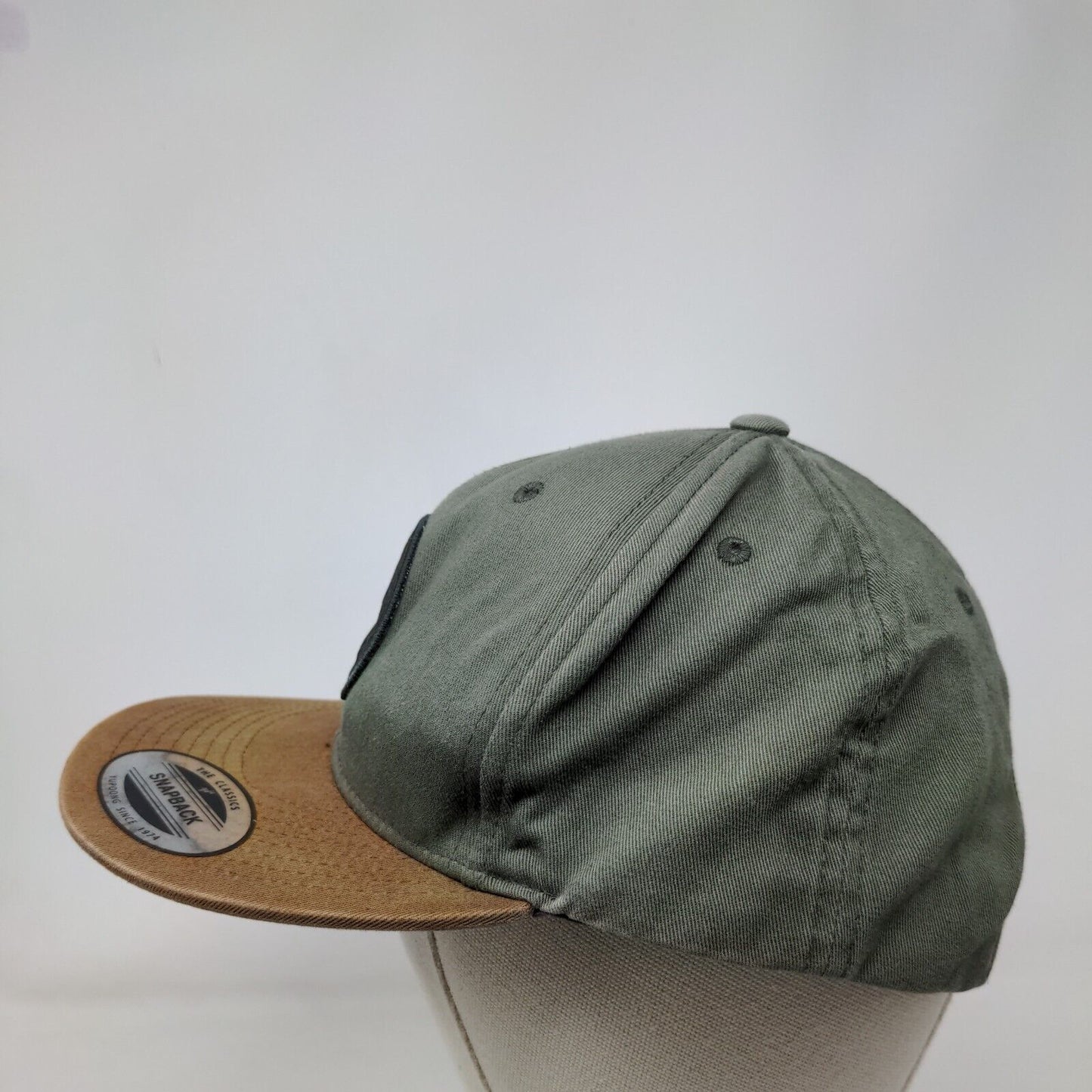 DC Shoe Co USA Snapback Hat Multicolor OSFA Adjustable The Classics Yupoong