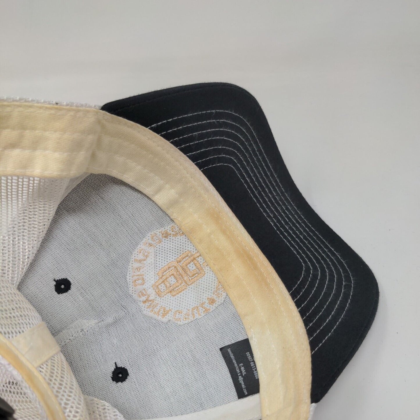 Desafio Santa Cruz Snapback Mesh Back Trucker Hat Black One Size Tami