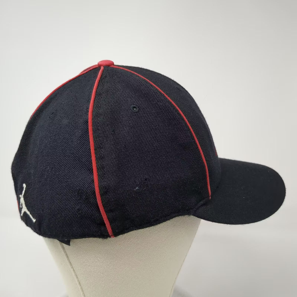 Jordan Baseball Cap Black Red Wool Fitted Hat 7 1/4 Jumpman Logo Embroidered