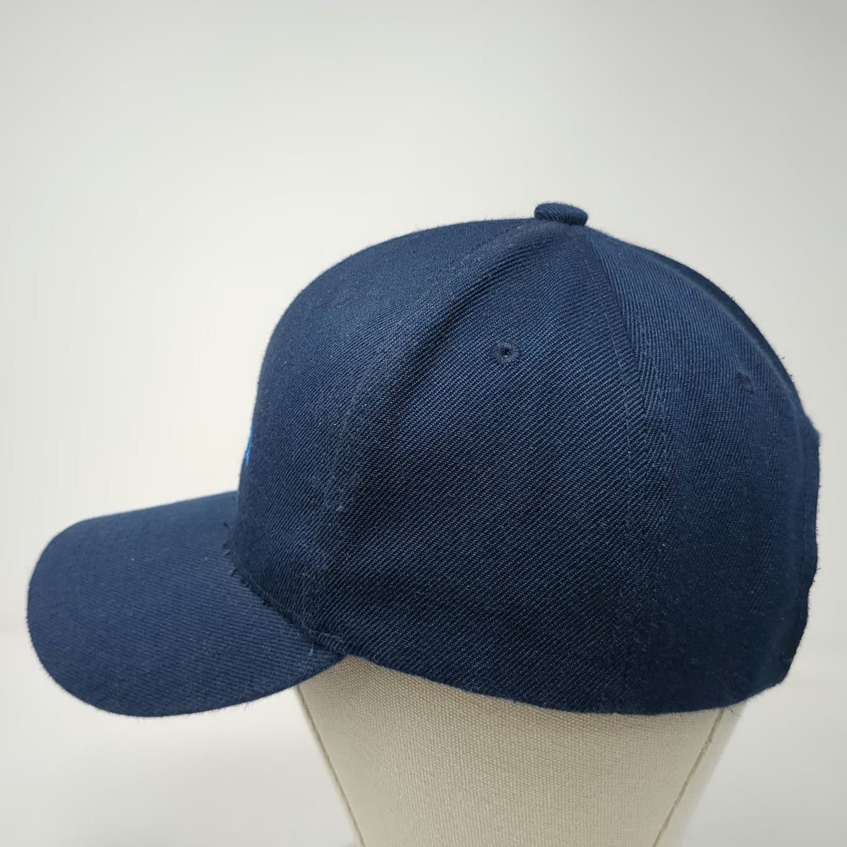 dnata Baseball Cap Blue One Size Strapback 6 Panel Acrylic Logo Aviation hat
