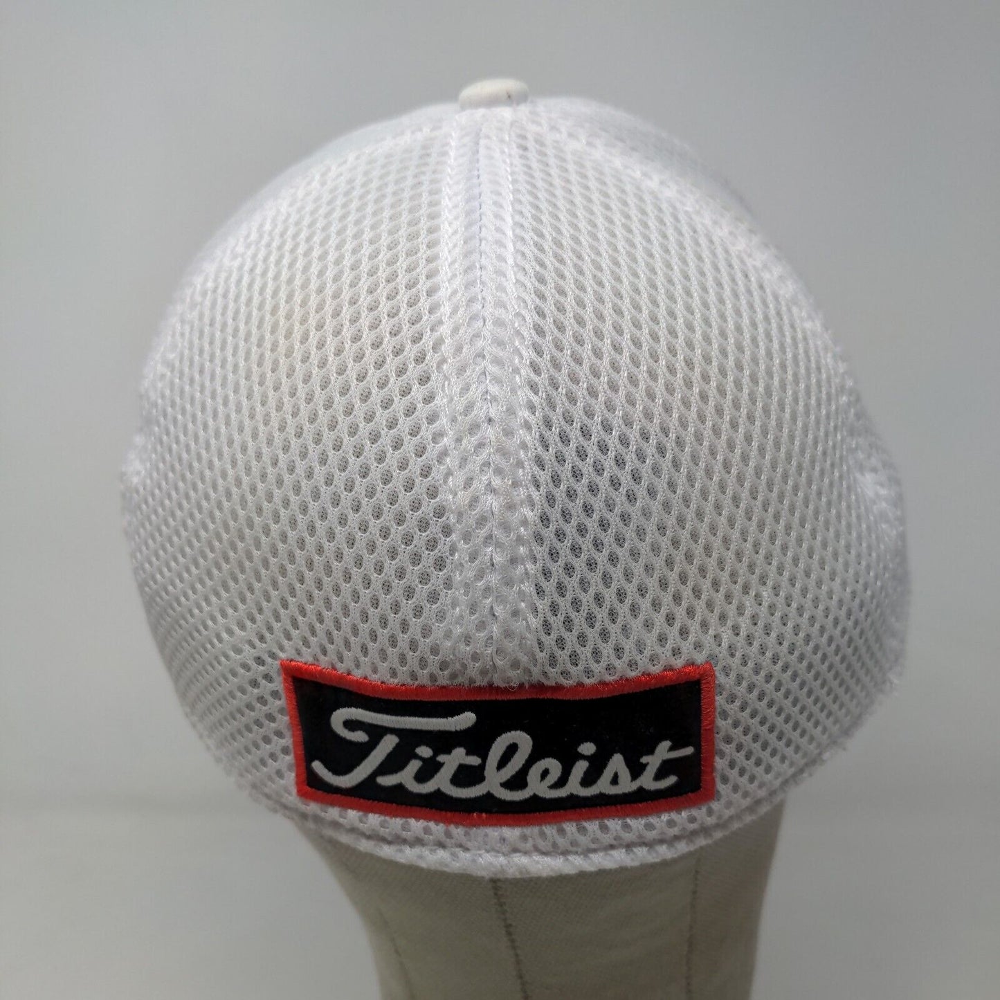 Titleist Men's Fitted Hat White Size M/L Embroidered Pro V1 Logo